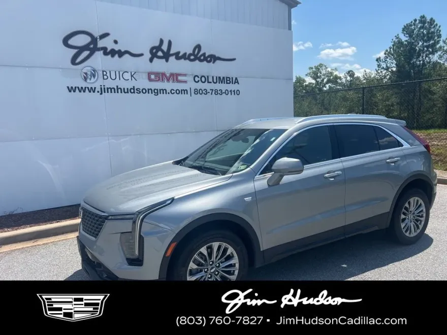 2024 Cadillac XT4 Premium Luxury photo 1