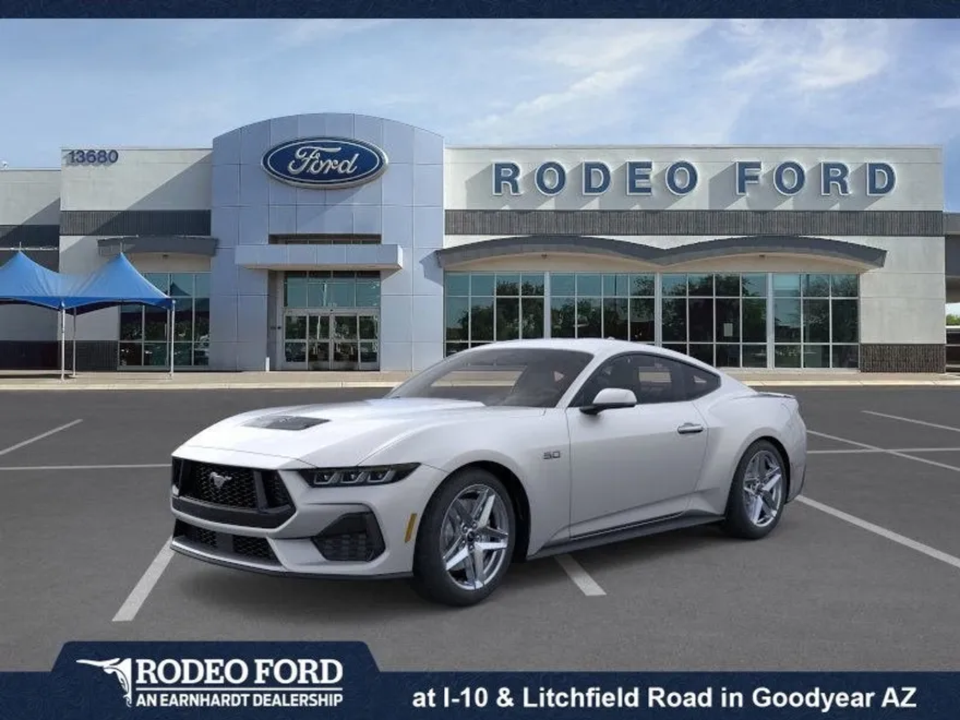 2025 Ford Mustang GT photo 1