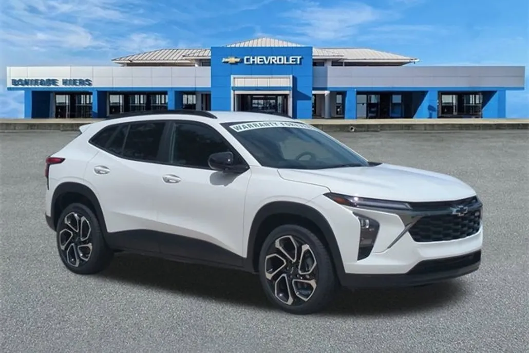 2025 Chevrolet Trax photo 1