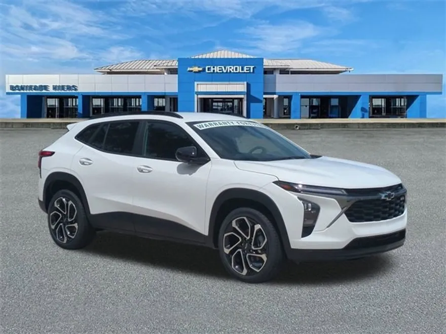 2025 Chevrolet Trax photo 1