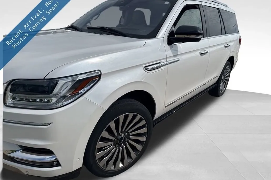 2019 Lincoln Navigator Reserve photo 1