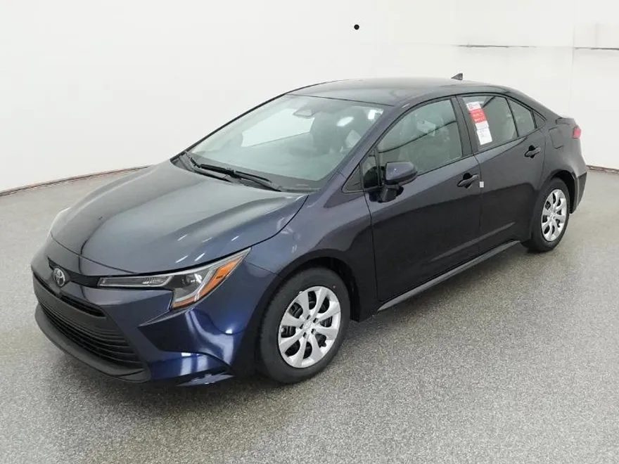 2026 Toyota Corolla LE photo 1