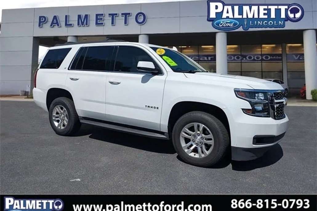 2017 Chevrolet Tahoe LT photo 1