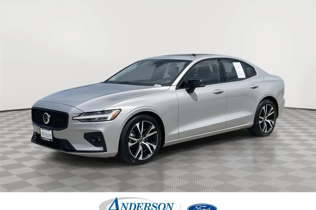 2025 Volvo S60 B5 Core photo 1