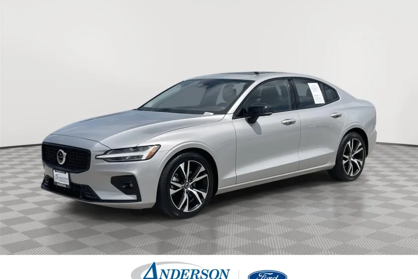 2025 Volvo S60 B5 Core photo 1