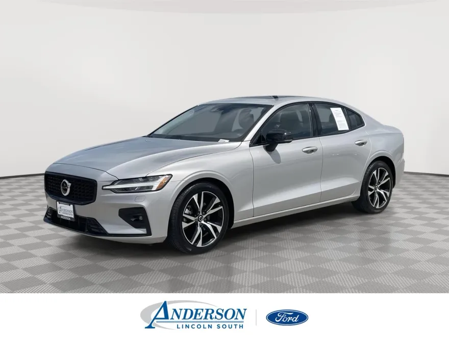 2025 Volvo S60 B5 Core photo 1