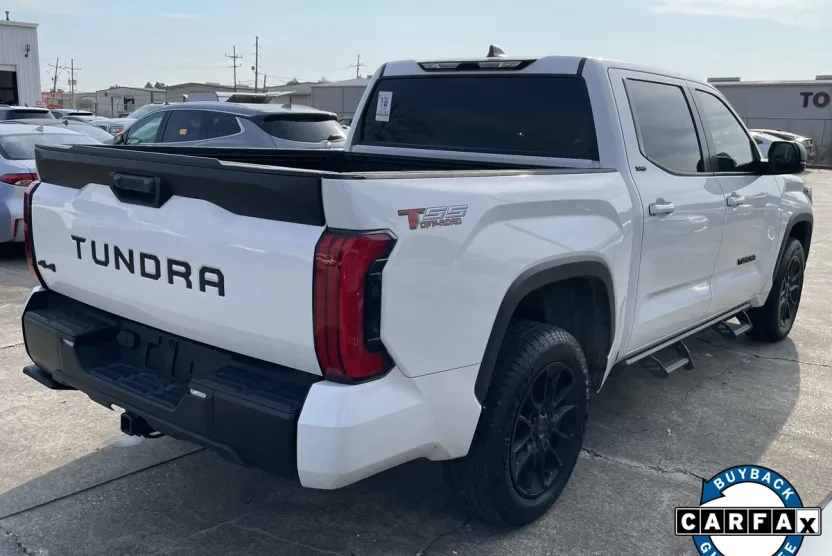 2024 Toyota Tundra SR5 photo 1