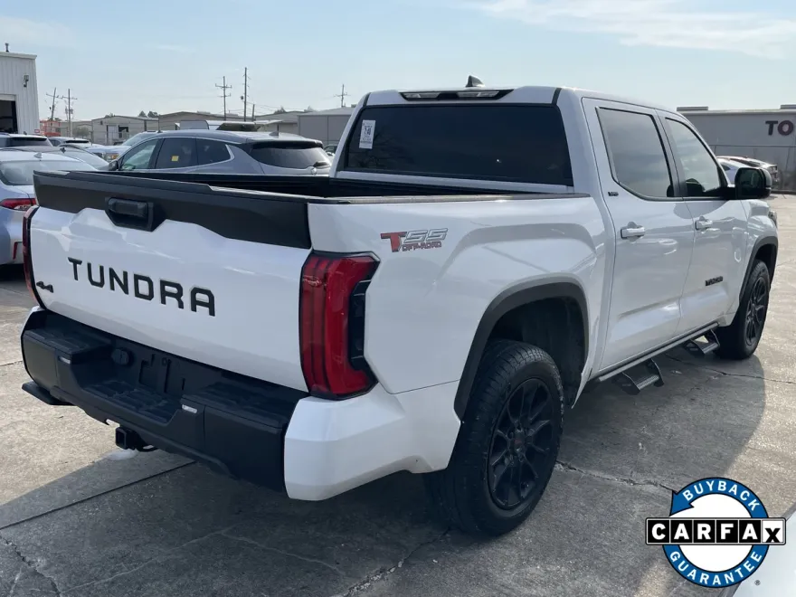 2024 Toyota Tundra SR5 photo 1