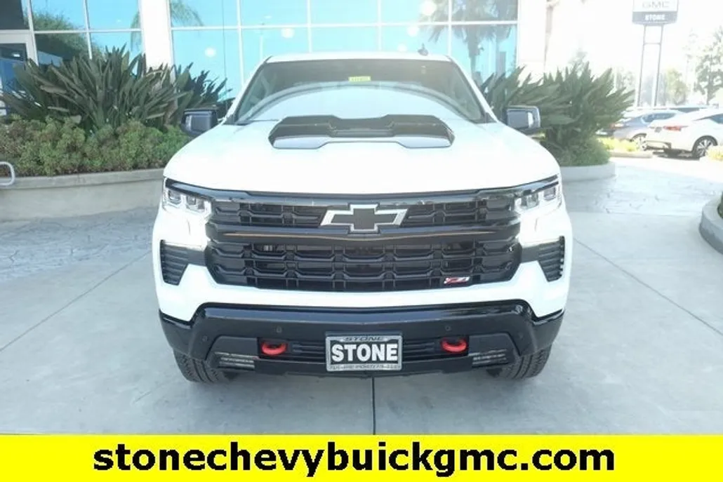 2025 Chevrolet Silverado 1500 LT Trail Boss photo 1