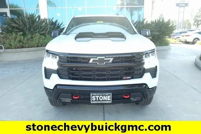 2025 Chevrolet Silverado 1500 LT Trail Boss photo 1