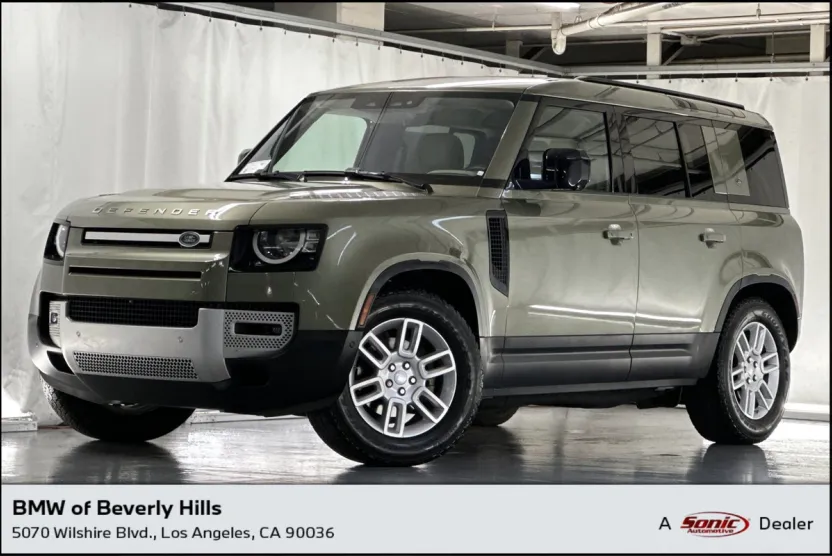2020 Land Rover Defender S photo 1