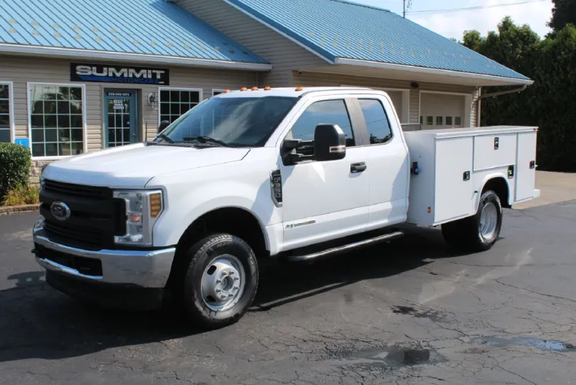 2017 Ford F-350 photo 1