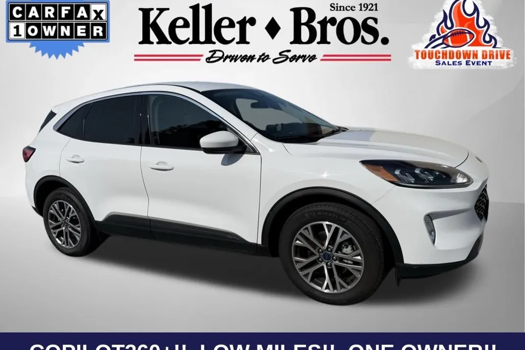 2022 Ford Escape SEL photo 1