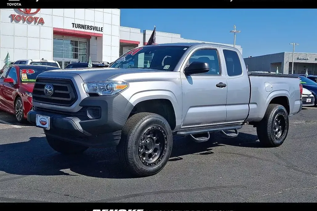 2021 Toyota Tacoma SR photo 1