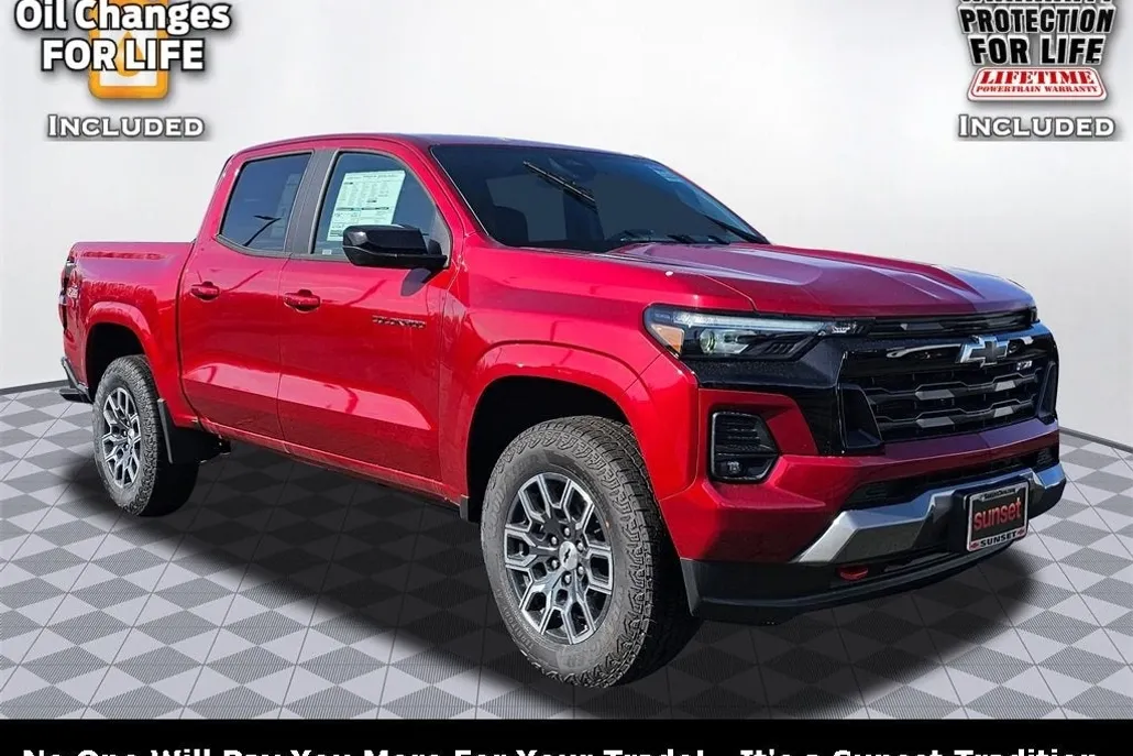 2025 Chevrolet Colorado Z71 photo 1