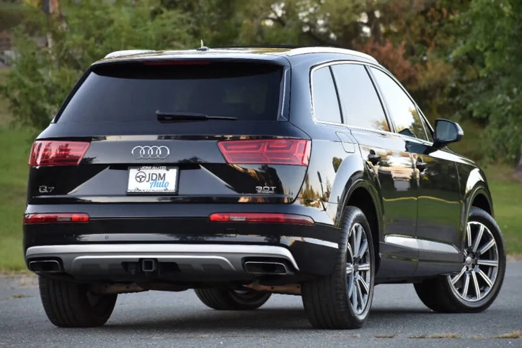 2018 Audi Q7 3.0T Prestige photo 1