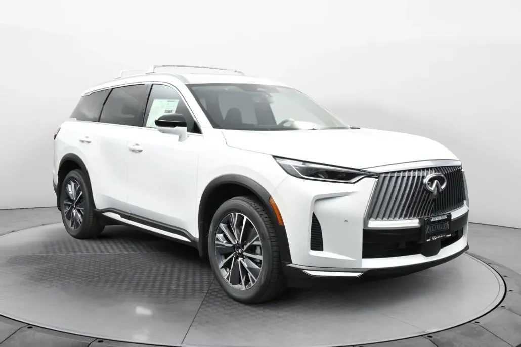 2026 Infiniti QX60 Luxe photo 1