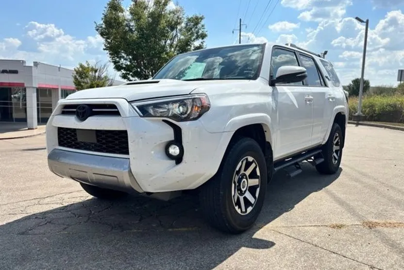 2023 Toyota 4Runner TRD Premium photo 1