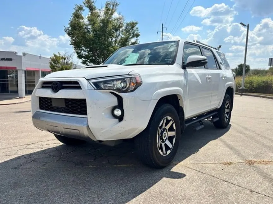 2023 Toyota 4Runner TRD Premium photo 1