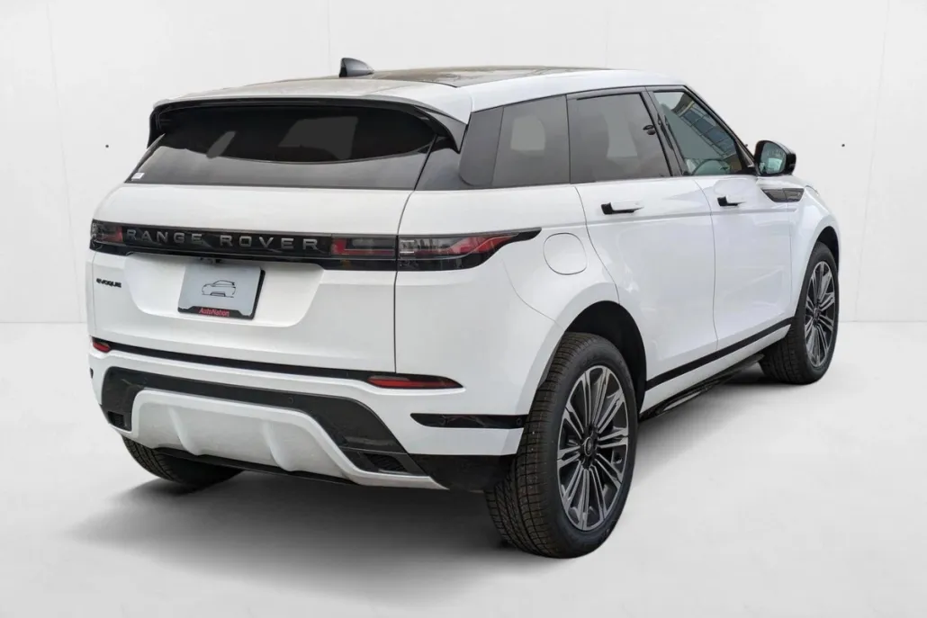 2026 Land Rover Range Rover Evoque Dynamic SE photo 1