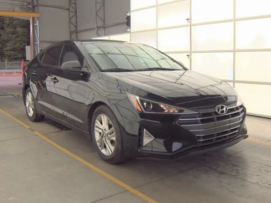 2020 Hyundai Elantra Value Edition photo 1