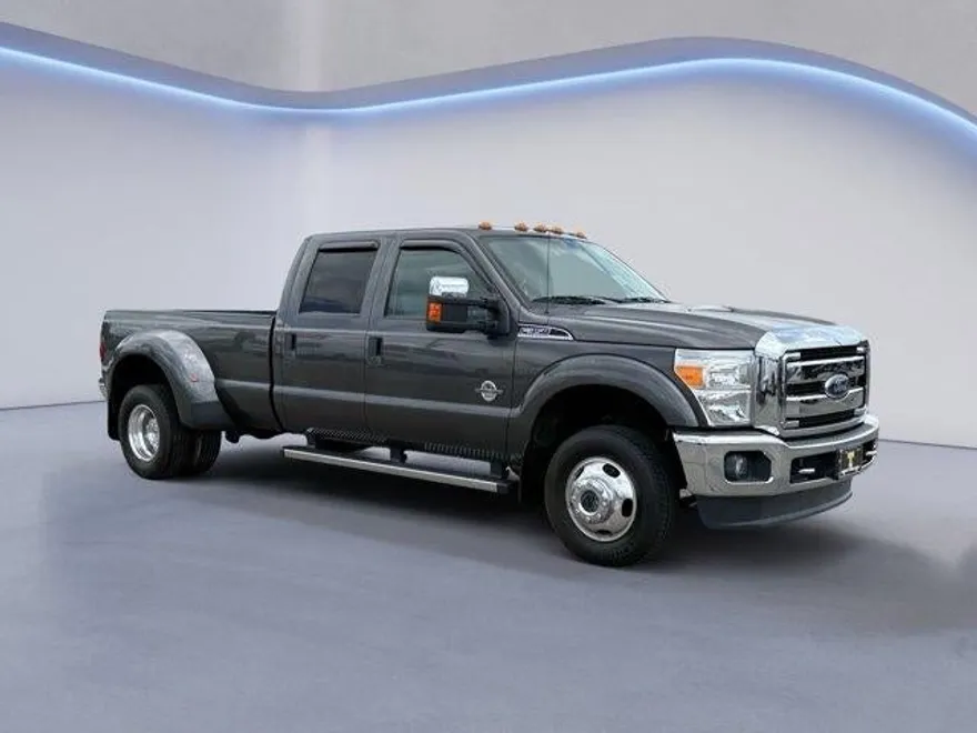 2016 Ford F-350 XLT photo 1