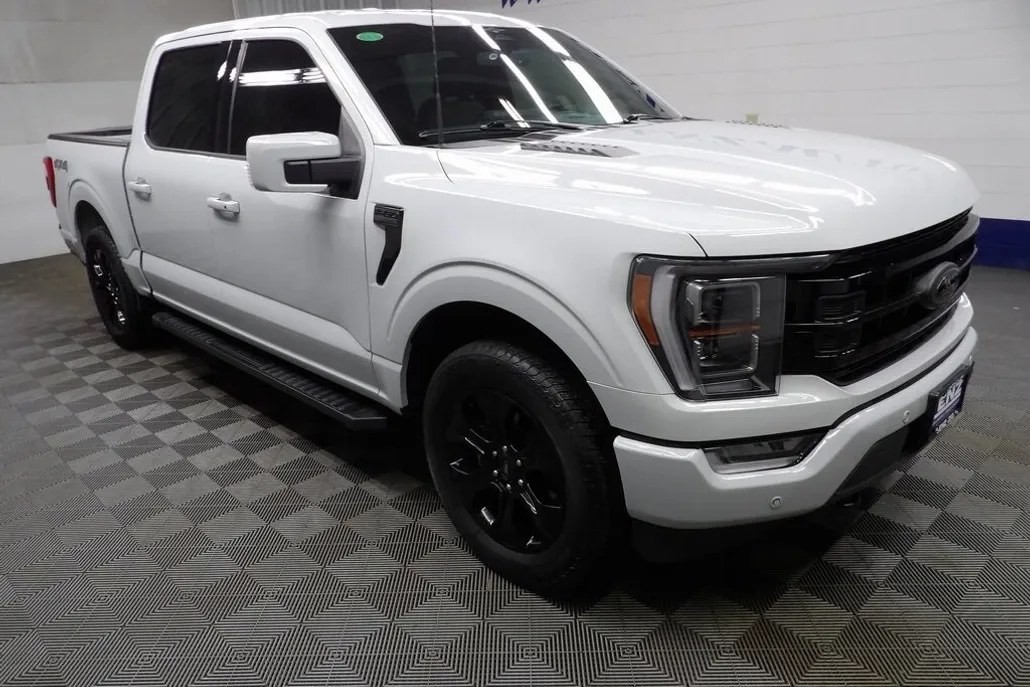 2023 Ford F-150 Lariat photo 1