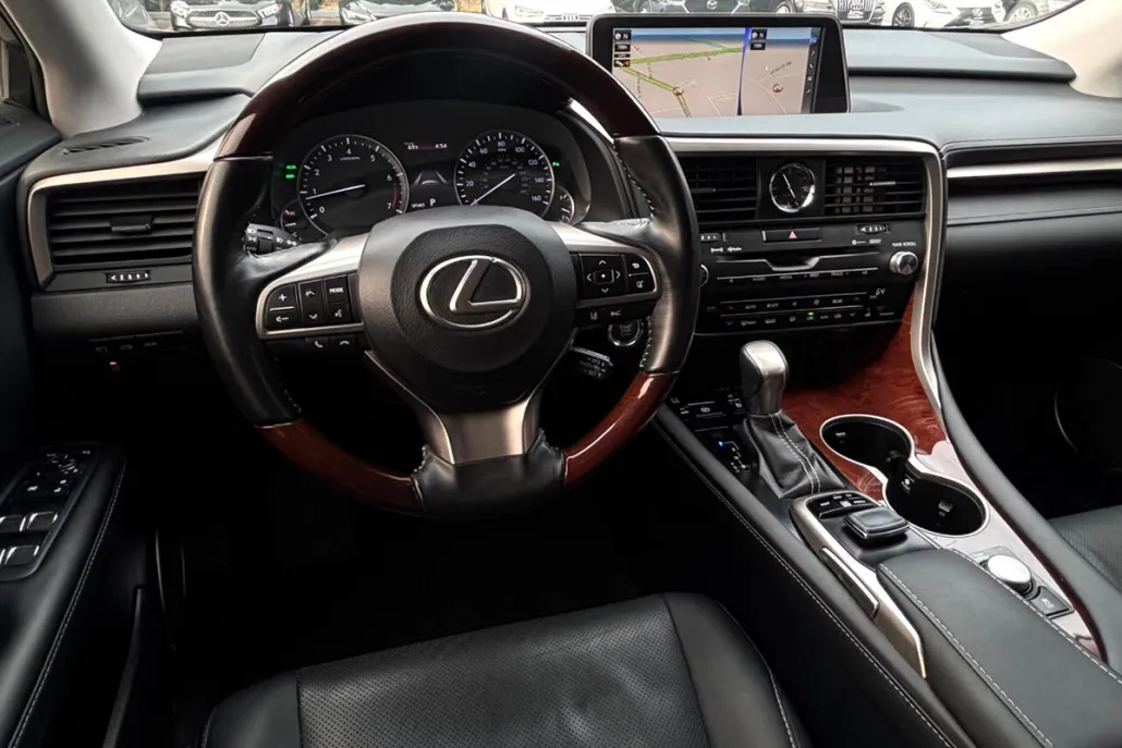 2018 Lexus RX 350L Luxury AWD photo 1