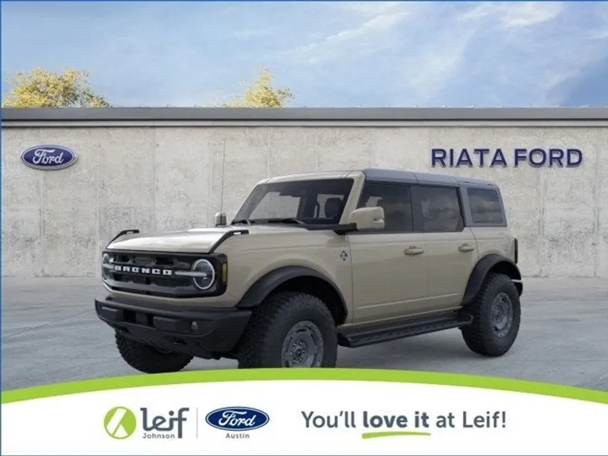 2025 Ford Bronco Outer Banks photo 1