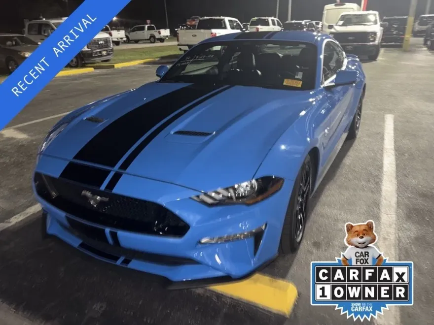 2023 Ford Mustang GT Premium photo 1
