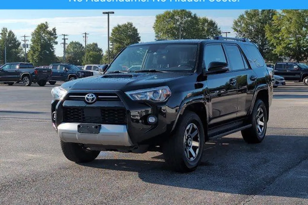 2024 Toyota 4Runner TRD Off-Road Premium photo 1