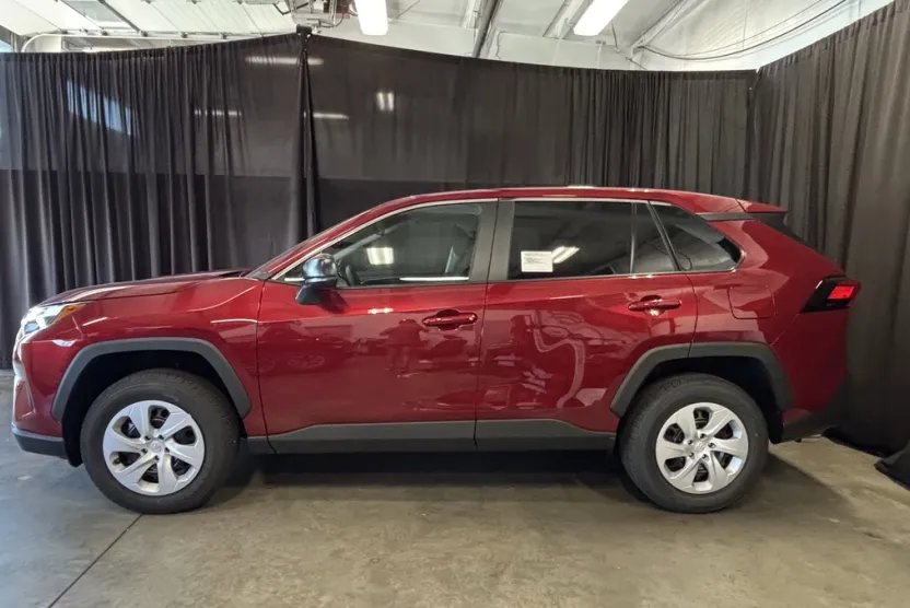2025 Toyota RAV4 LE photo 1