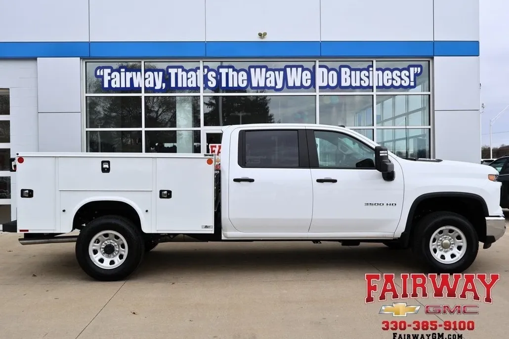 2024 Chevrolet Silverado 3500HD Work Truck photo 1