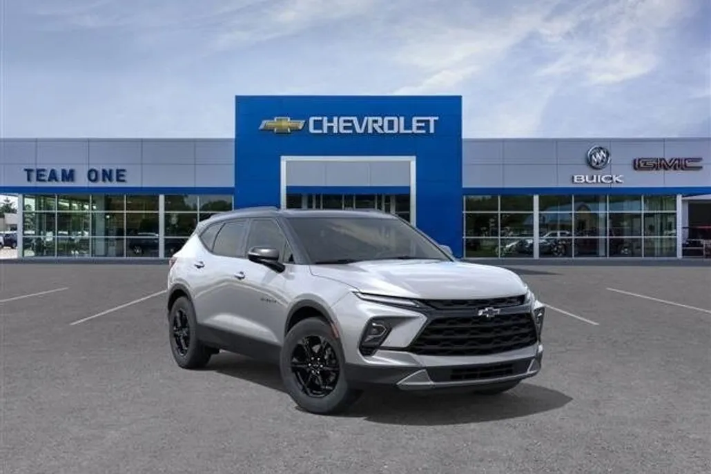 2025 Chevrolet Blazer 3LT photo 1