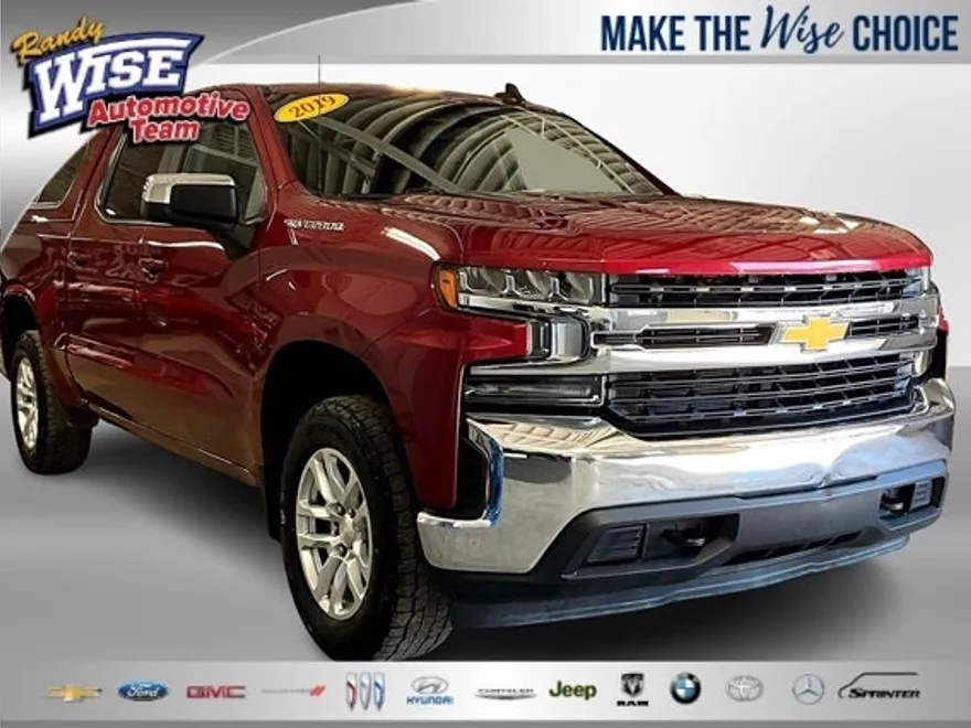 2019 Chevrolet Silverado 1500 LT photo 1