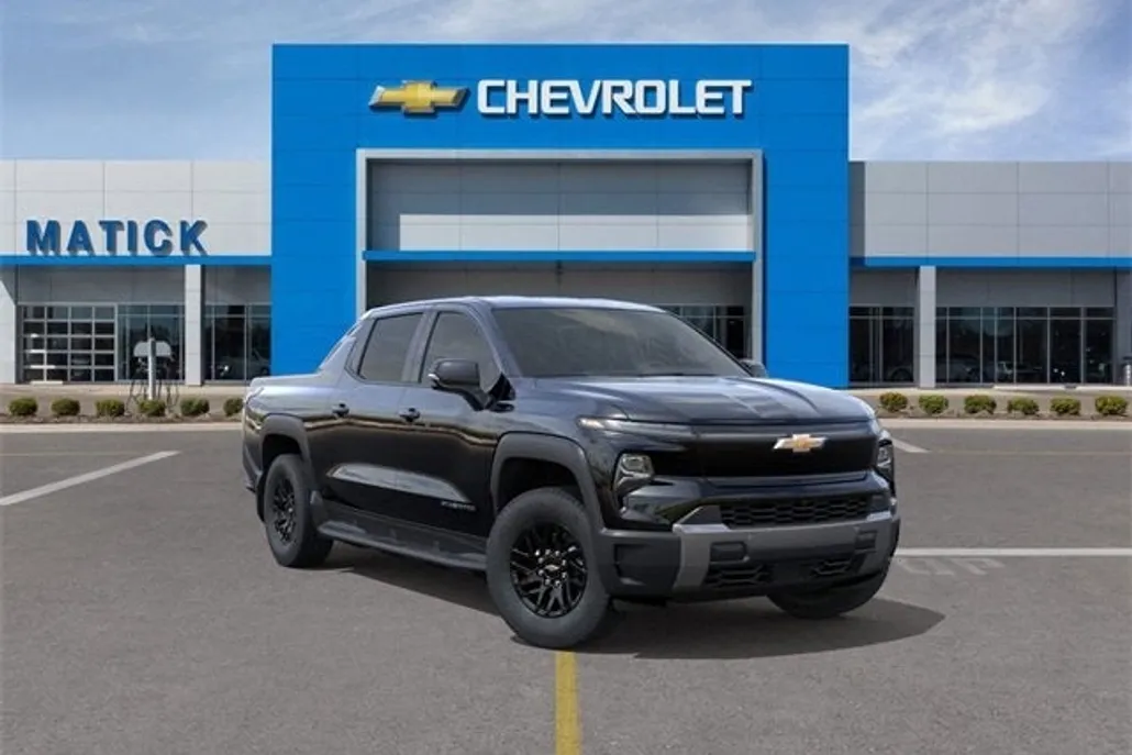 2026 Chevrolet Silverado EV LT photo 1