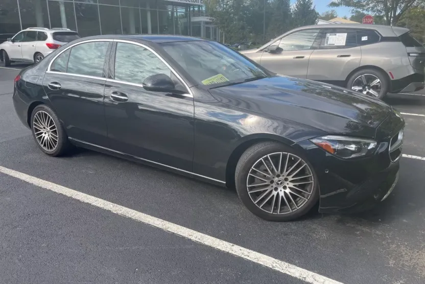 2023 Mercedes Benz C 300 4MATIC photo 1