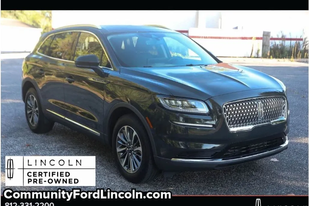 2023 Lincoln Nautilus Standard photo 1