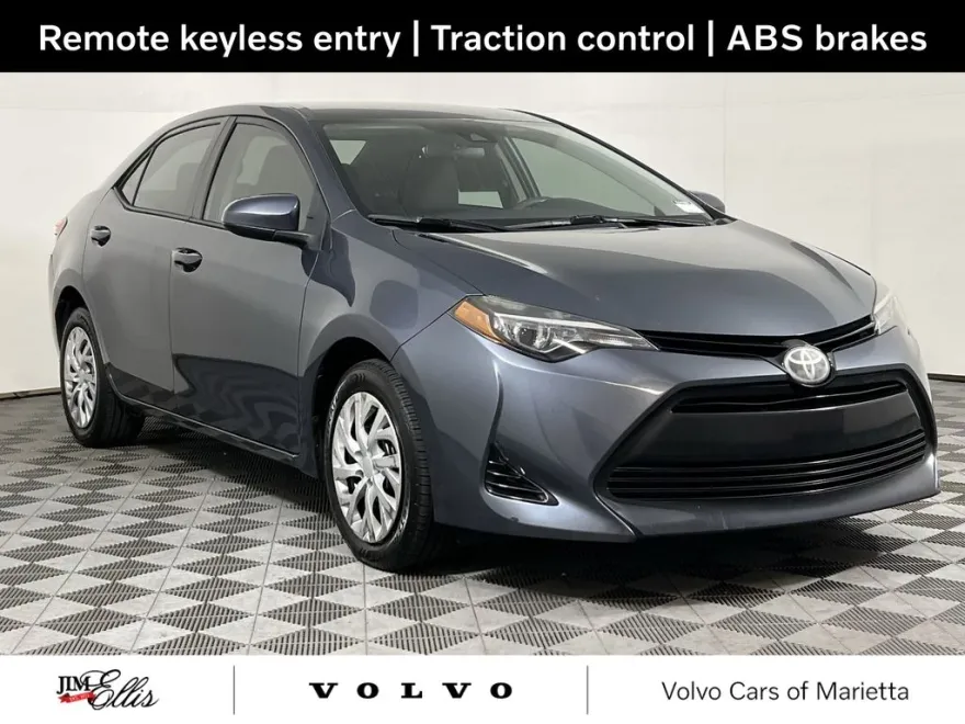 2018 Toyota Corolla L photo 1