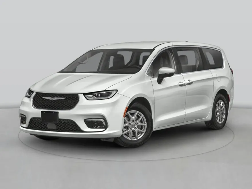 2023 Chrysler Pacifica Touring L photo 1