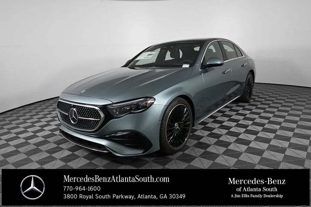 2025 Mercedes Benz E 450 4MATIC photo 1