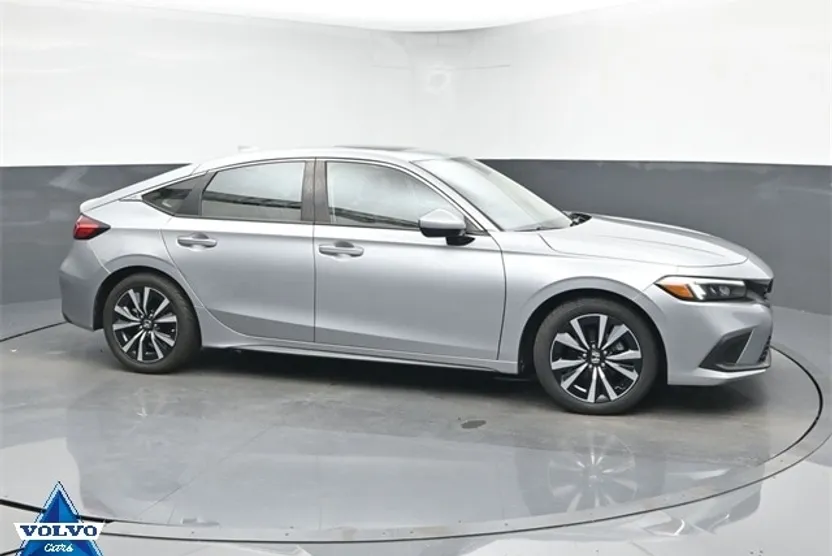 2022 Honda Civic EX-L photo 1