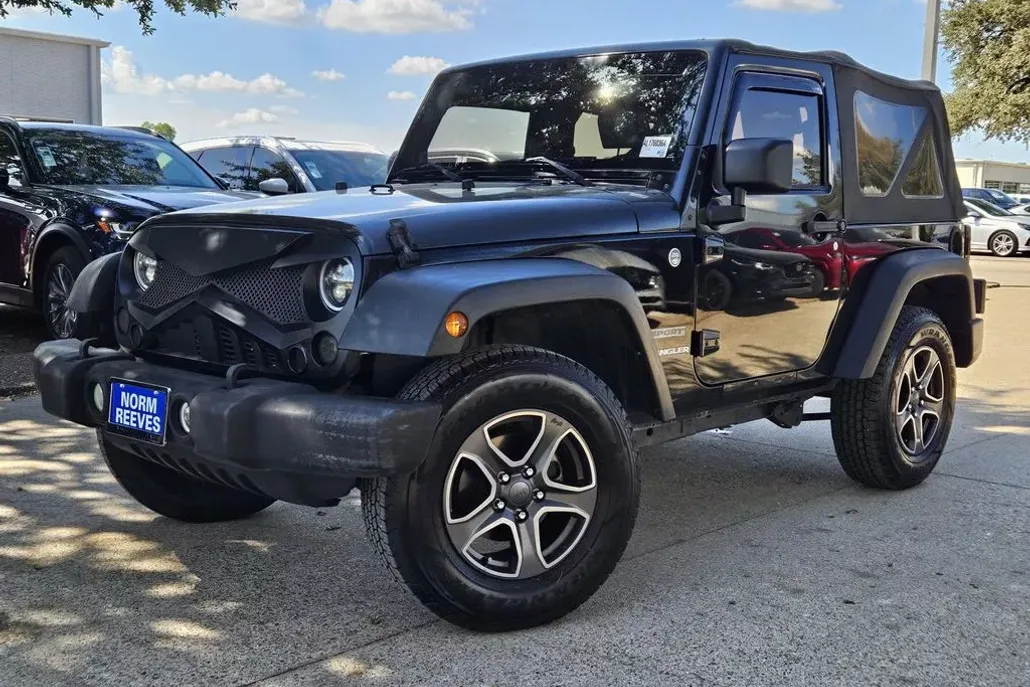 2010 Jeep Wrangler Sport photo 1