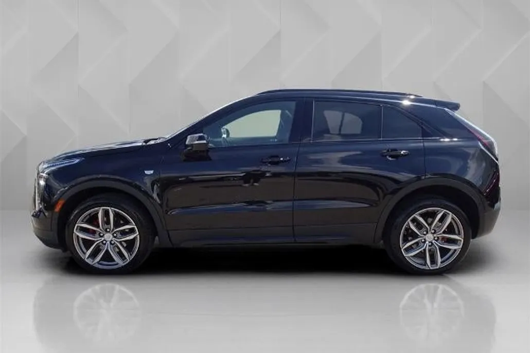 2021 Cadillac XT4 Sport photo 1