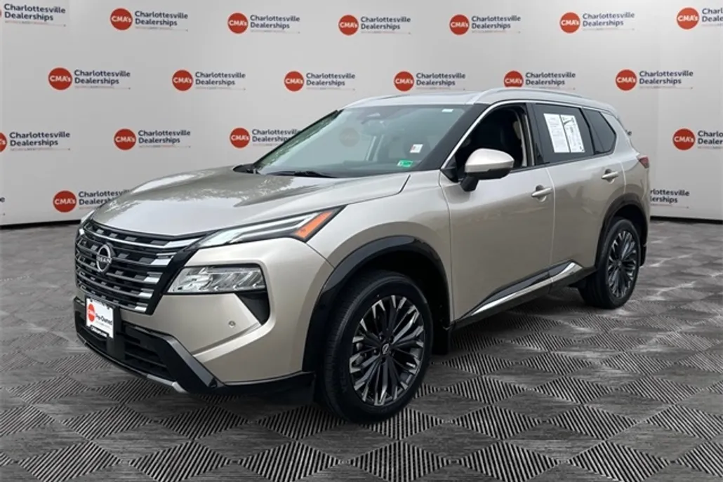 2024 Nissan Rogue Platinum photo 1