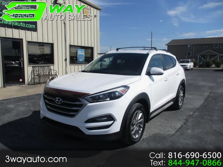 2017 Hyundai Tucson SE photo 1