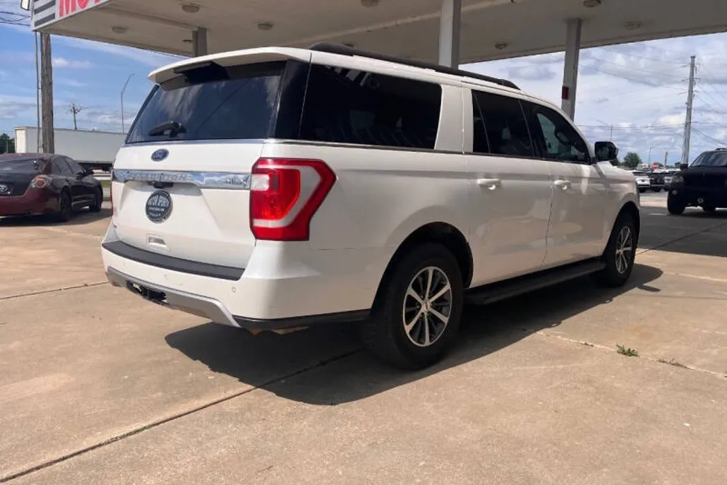 2018 Ford Expedition MAX XLT photo 1
