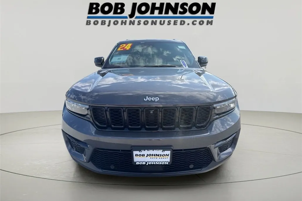2024 Jeep Grand Cherokee Limited photo 1
