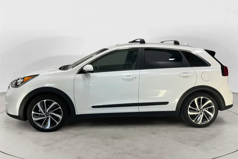 2019 Kia Niro Touring photo 1