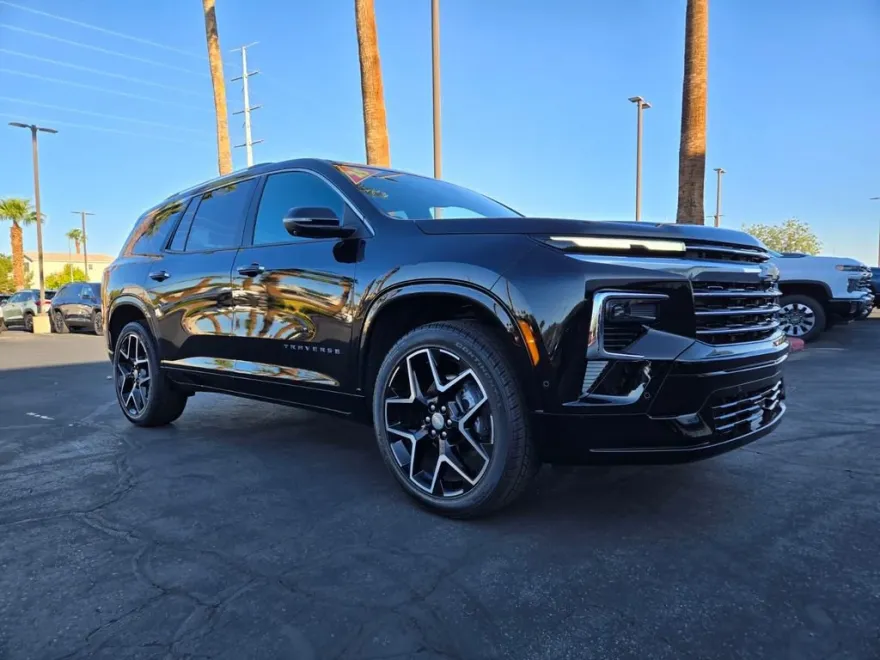 2025 Chevrolet Traverse High Country photo 1